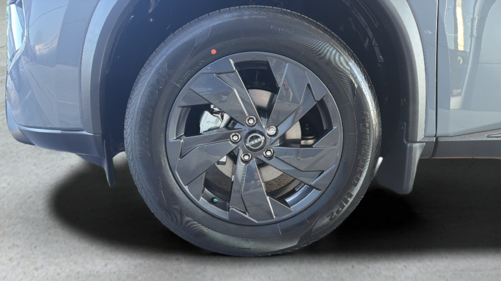 New 2026 Nissan Rogue SV AWD/4WD image 26