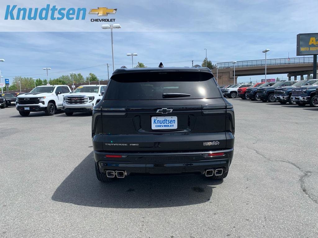 New 2026 Chevrolet Traverse High Country w/ LPO, Floor Liner Package AWD/4WD image 6