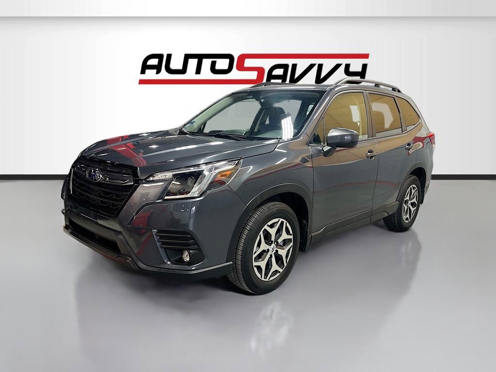 Used 2024 Subaru Forester Premium image 3