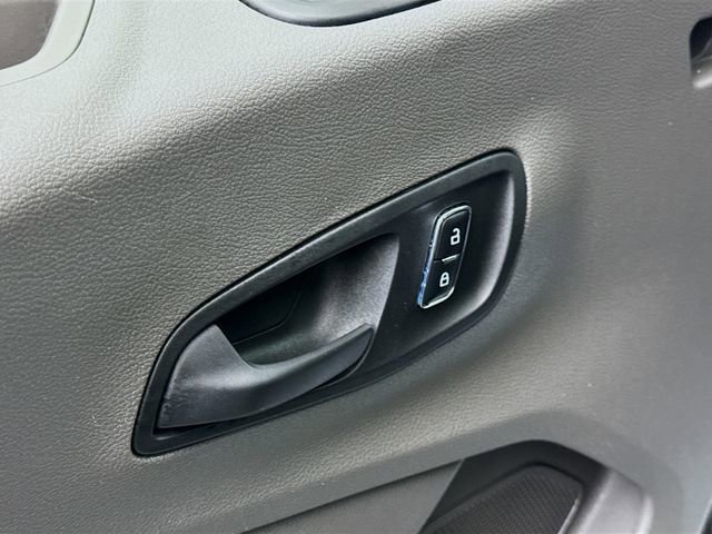 Used 2024 Ford Transit 350 XLT image 17