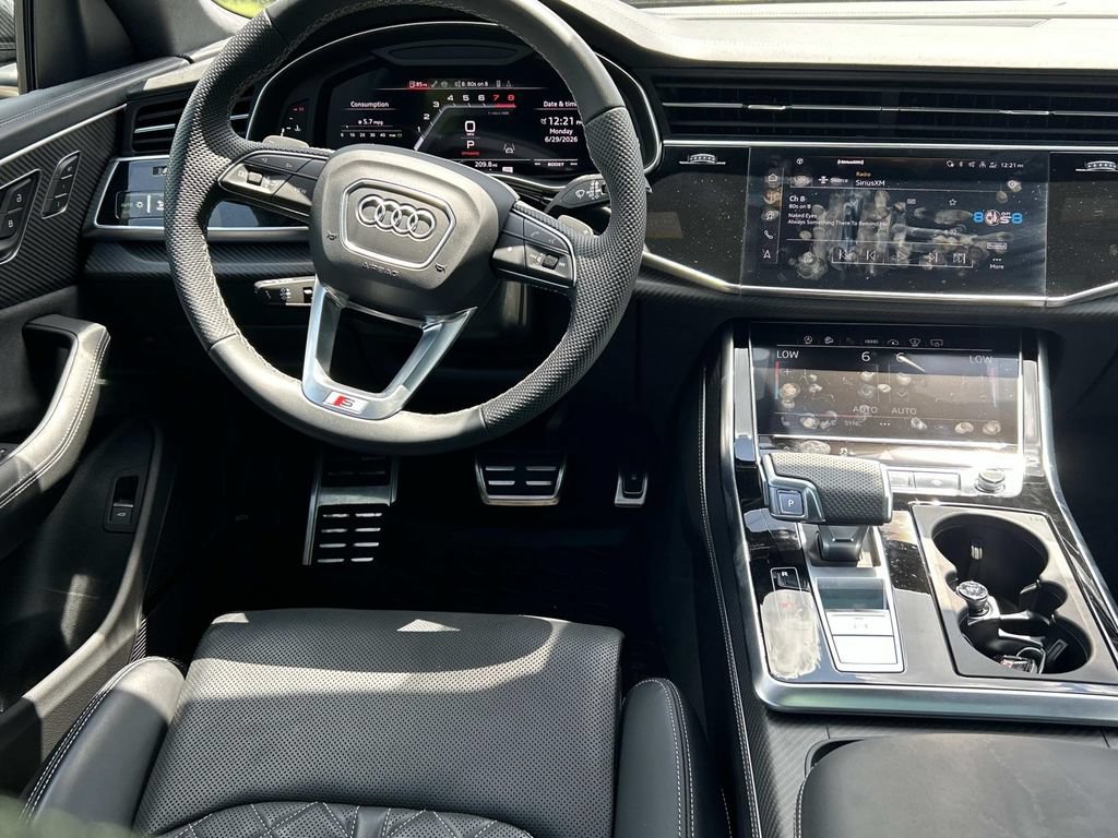 Used 2024 Audi SQ8 Prestige AWD/4WD image 28