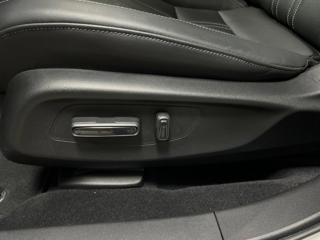 Used 2024 Honda HR-V EX-L image 31