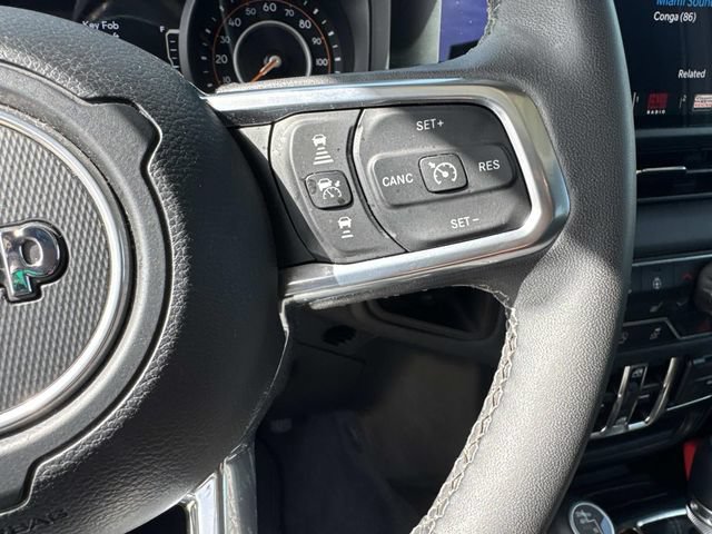 Certified 2025 Jeep Wrangler Unlimited Sahara AWD/4WD image 29