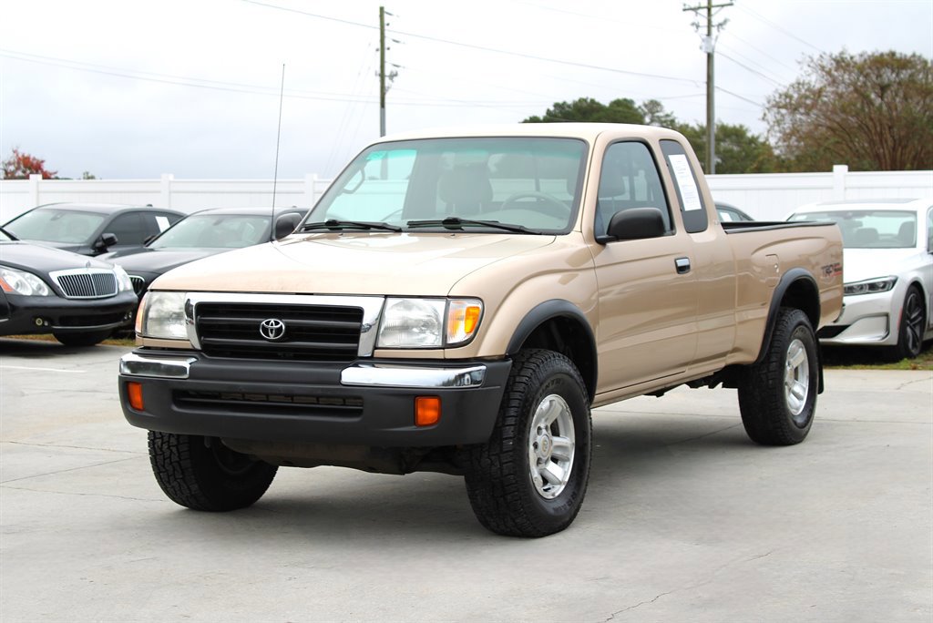 Used 1999 Toyota Tacoma 4x4 Xtracab V6 image 4