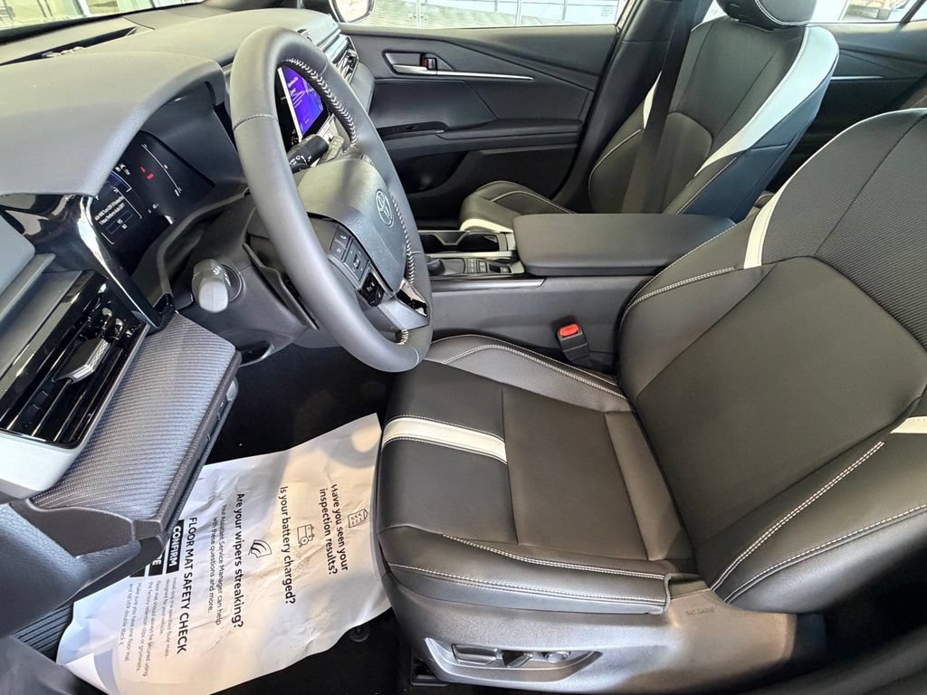 Certified 2026 Toyota Camry SE FWD image 21