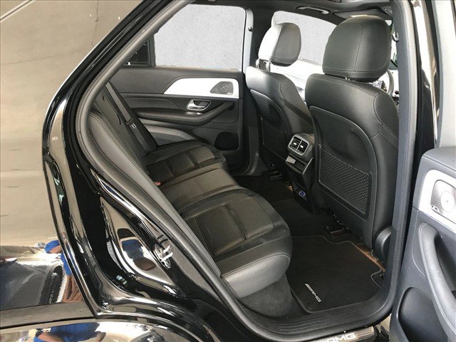 Used 2025 Mercedes-Benz GLE 53 AMG 4MATIC image 21