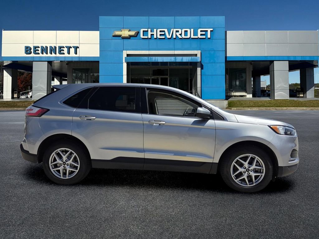 Used 2024 Ford Edge SEL AWD/4WD image 7