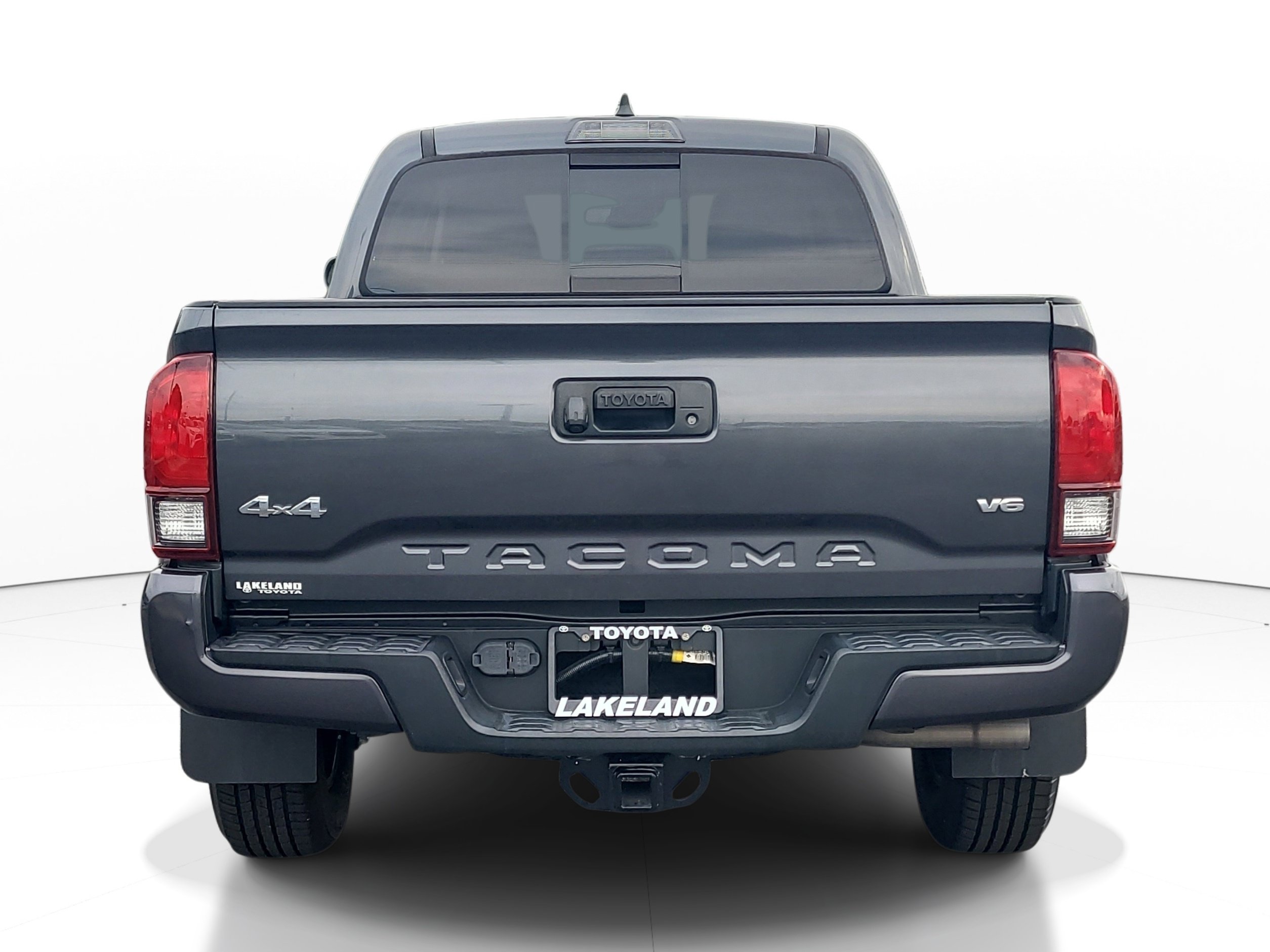 Certified 2022 Toyota Tacoma SR5 w/ Technology Package AWD/4WD image 6