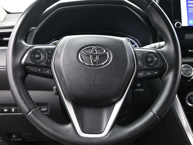 Used 2023 Toyota Venza LE image 13
