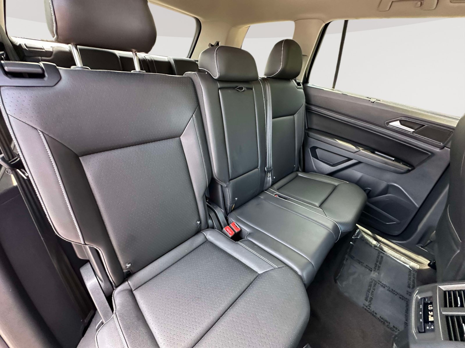 Used 2021 Volkswagen Atlas SE w/ Panoramic Sunroof Package AWD/4WD image 30