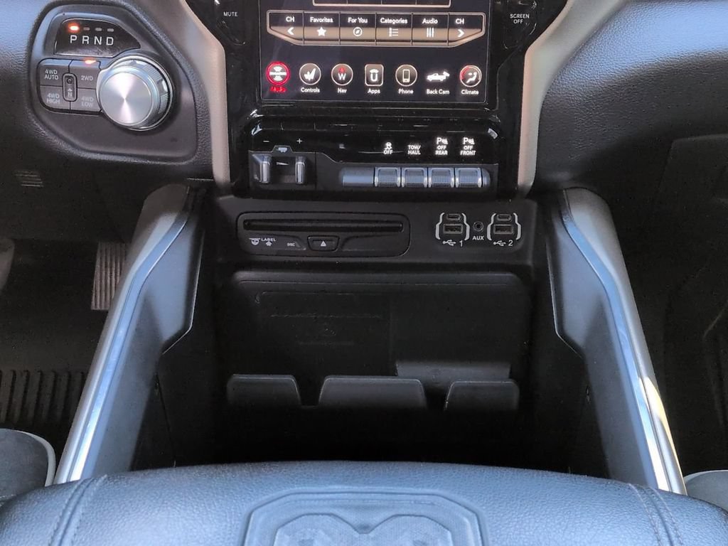 Used 2019 RAM 1500 Laramie AWD/4WD image 17