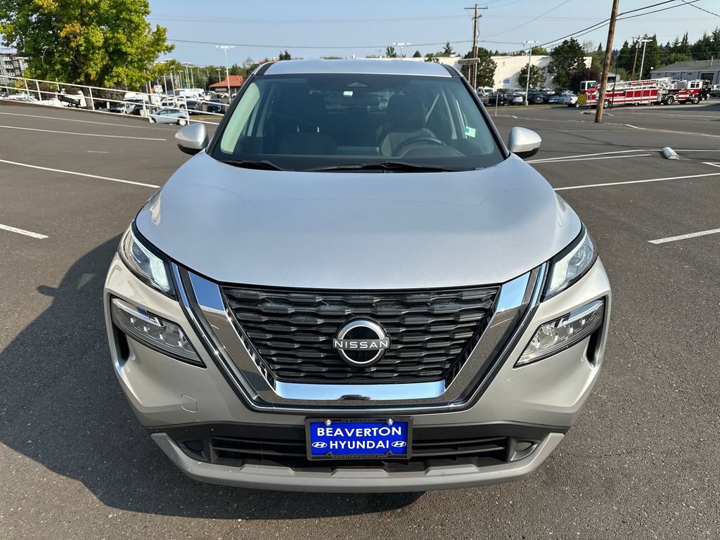 Used 2022 Nissan Rogue SV AWD/4WD image 9
