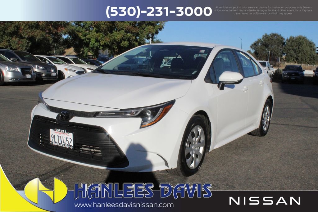 Used 2024 Toyota Corolla LE image 3