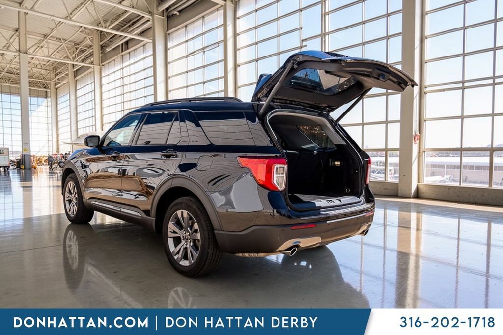 Used 2023 Ford Explorer XLT w/ Equipment Group 202A image 30