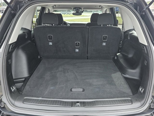 Used 2023 Jeep Grand Cherokee Laredo image 7