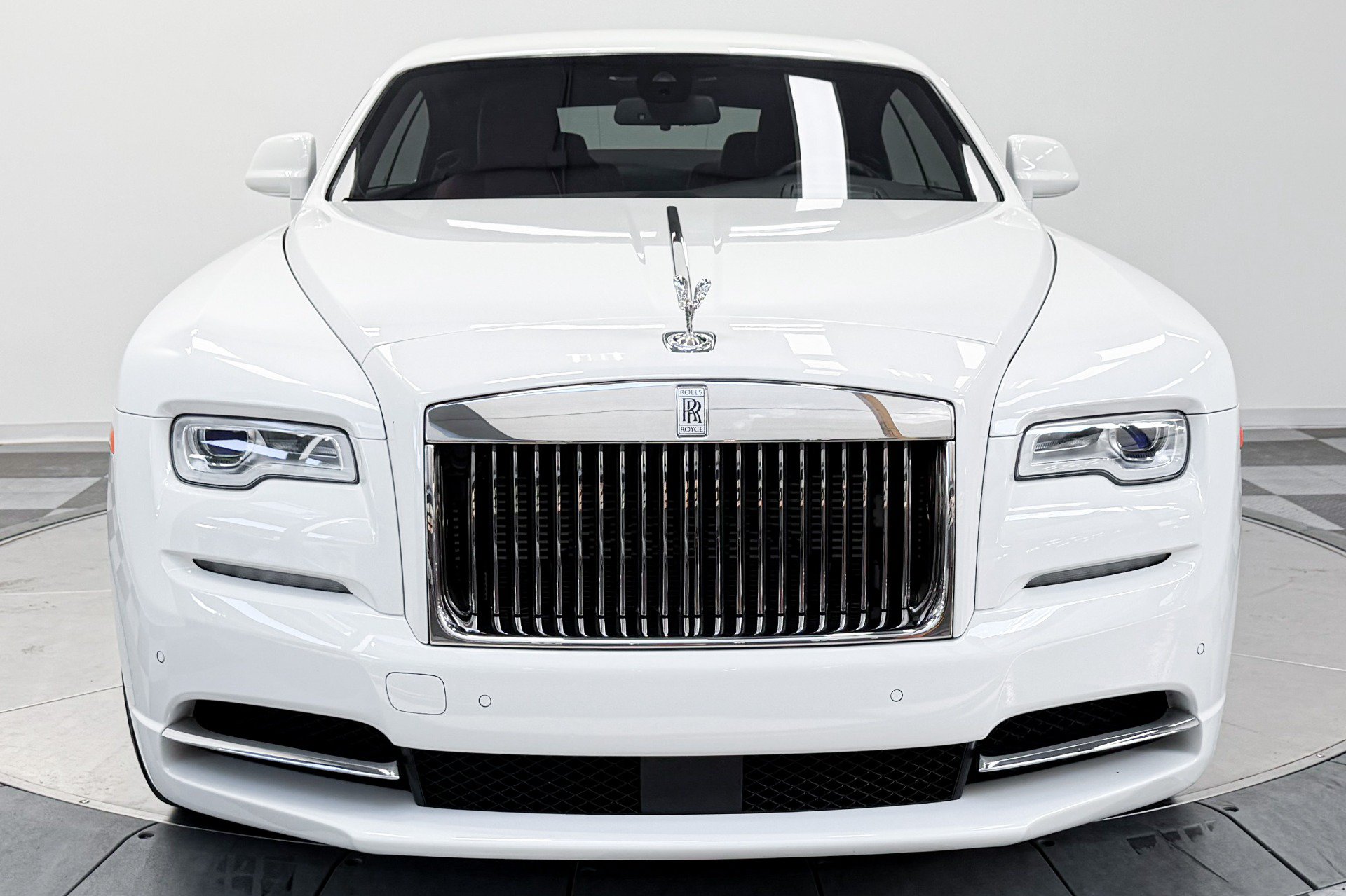 Used 2019 Rolls-Royce Wraith RWD image 4
