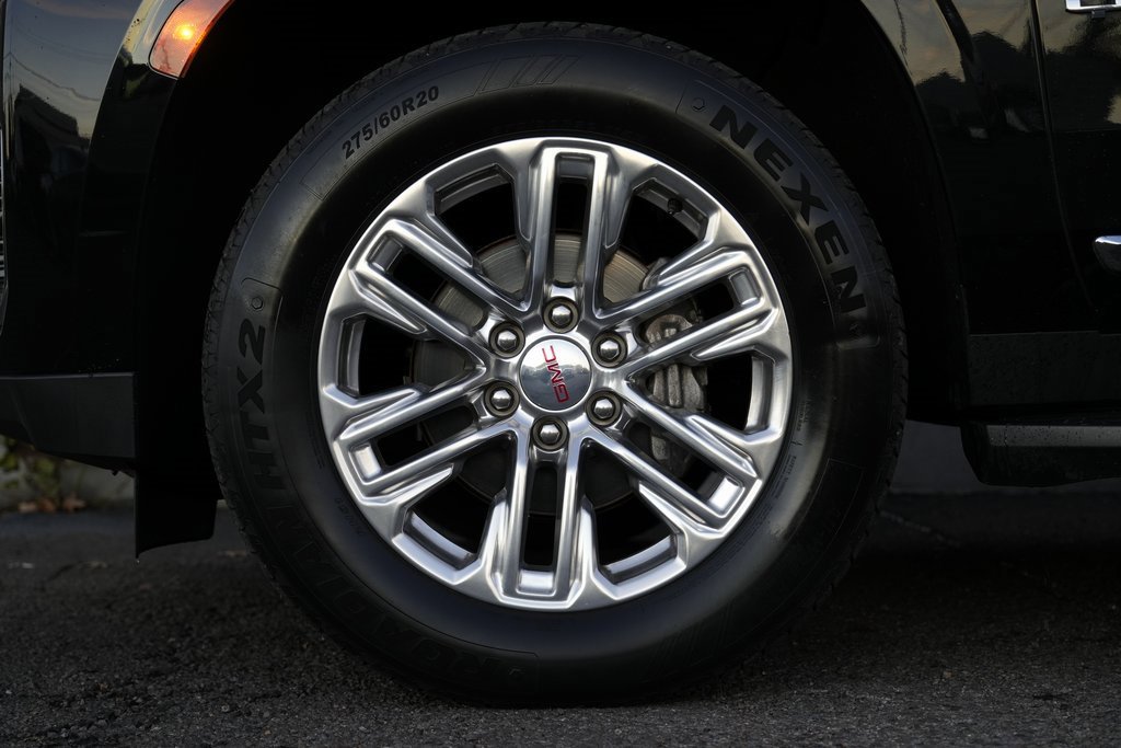 Used 2021 GMC Yukon XL SLT w/ SLT Luxury Plus Package image 13