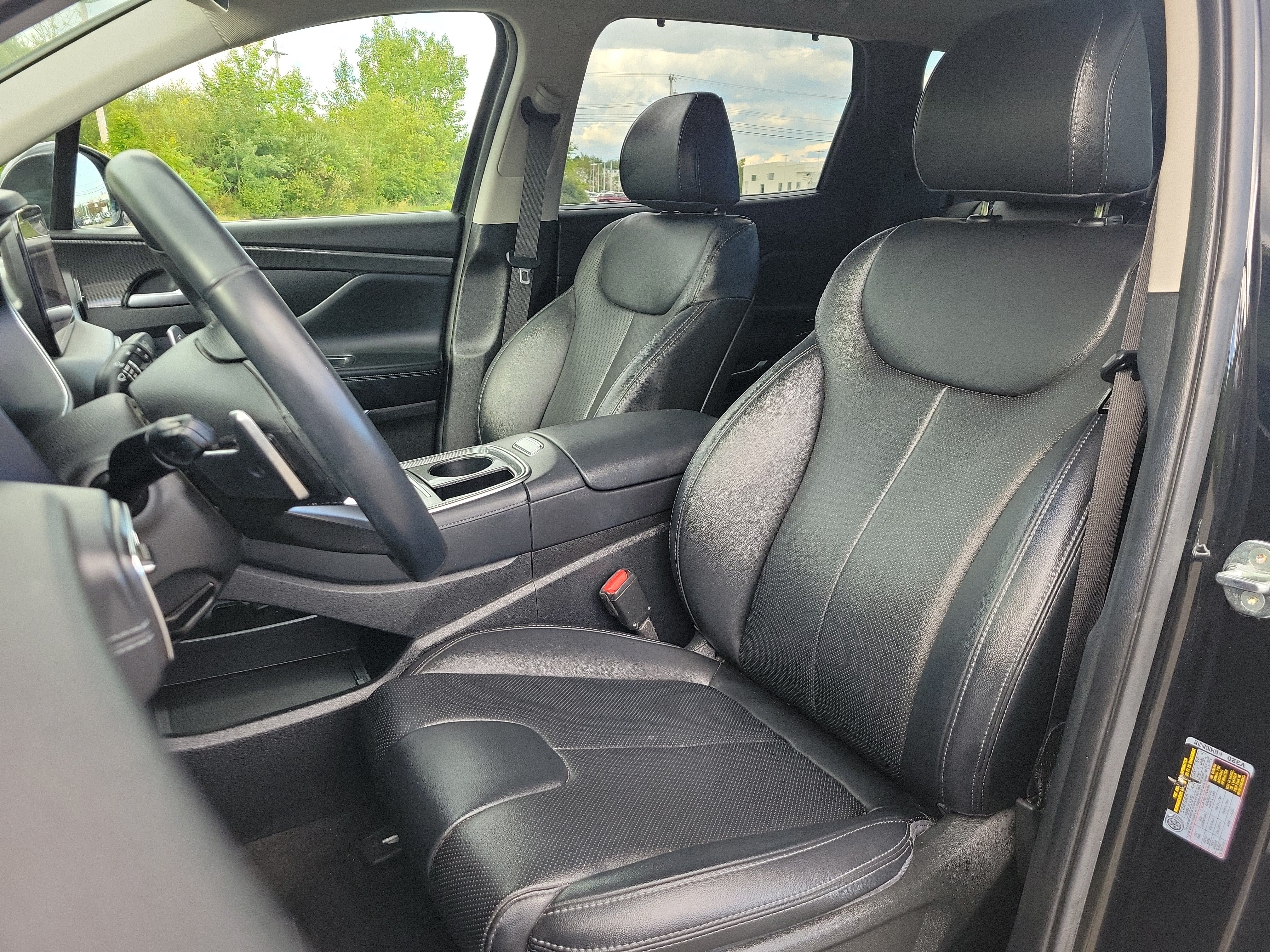 Used 2023 Hyundai Santa Fe SEL Premium w/ Cargo Package AWD/4WD image 14
