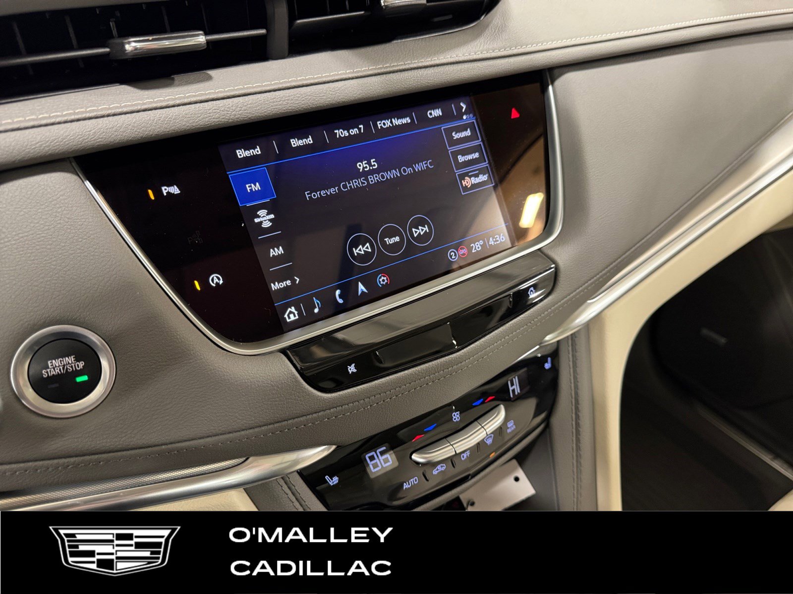 Certified 2023 Cadillac XT5 Premium Luxury w/ LPO, Floor Liner Package image 20