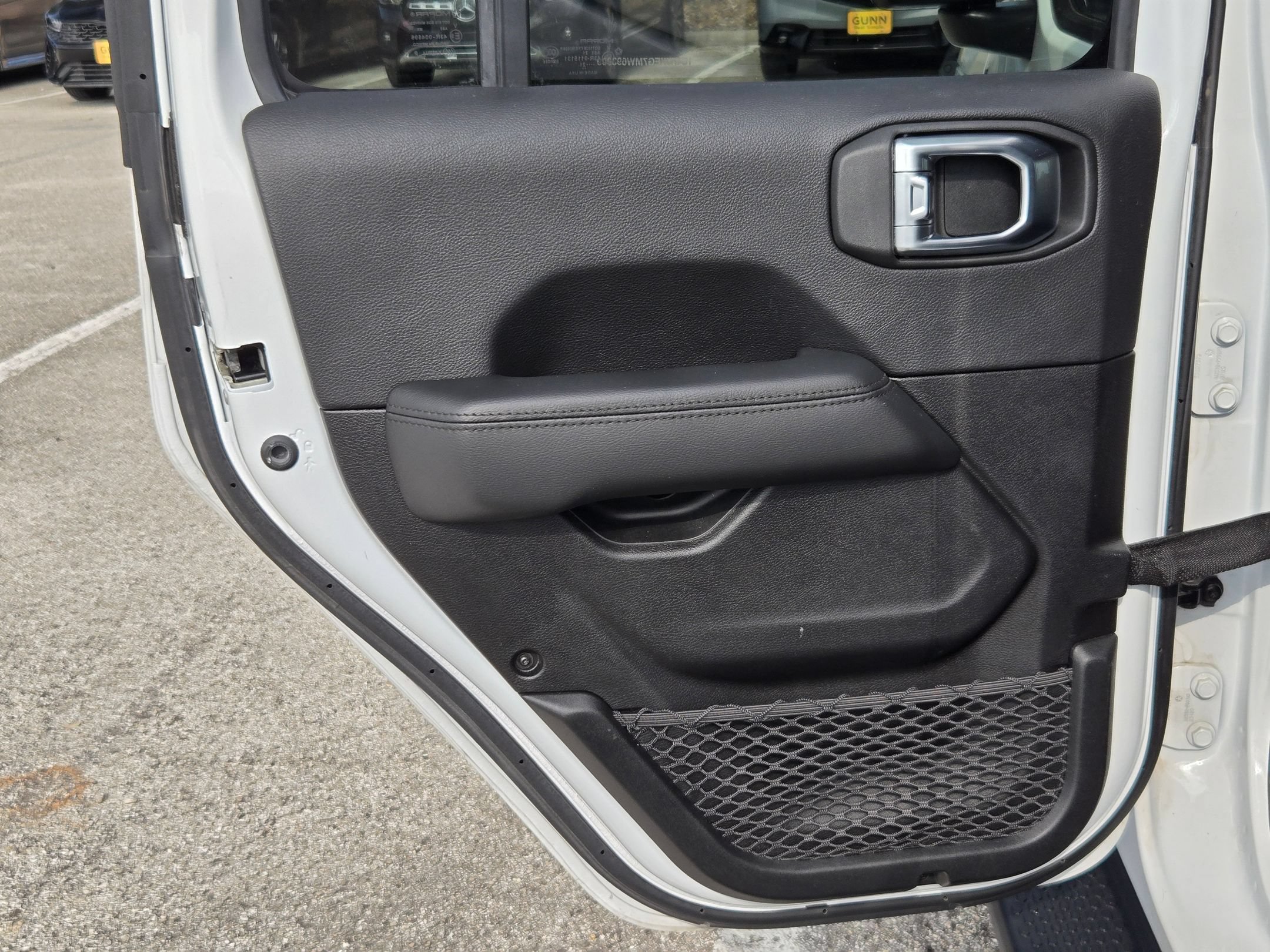 Used 2021 Jeep Wrangler Unlimited Sahara AWD/4WD image 15