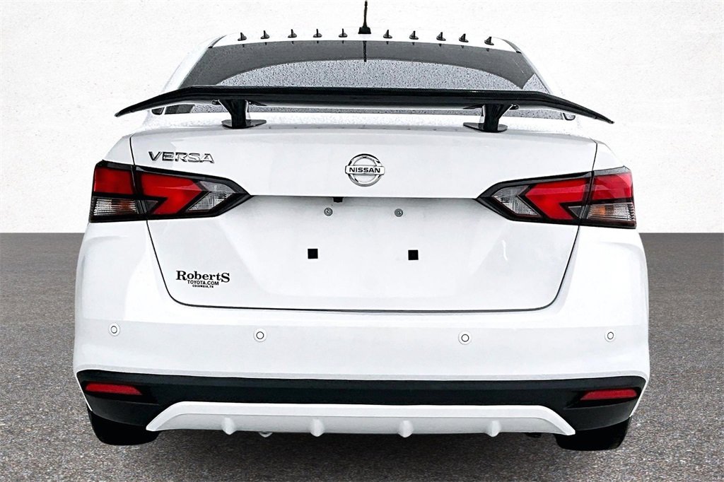 Used 2020 Nissan Versa S image 6