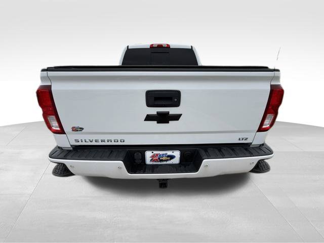 Used 2018 Chevrolet Silverado 1500 LTZ Z71 w/ LTZ Plus Package AWD/4WD image 5