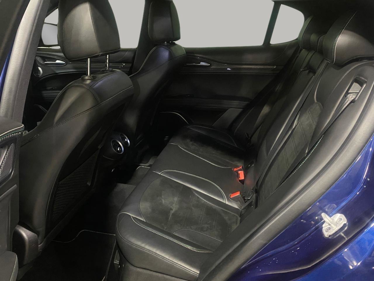 Used 2018 Alfa Romeo Stelvio Quadrifoglio w/ Driver Assist Dynamic Package image 13