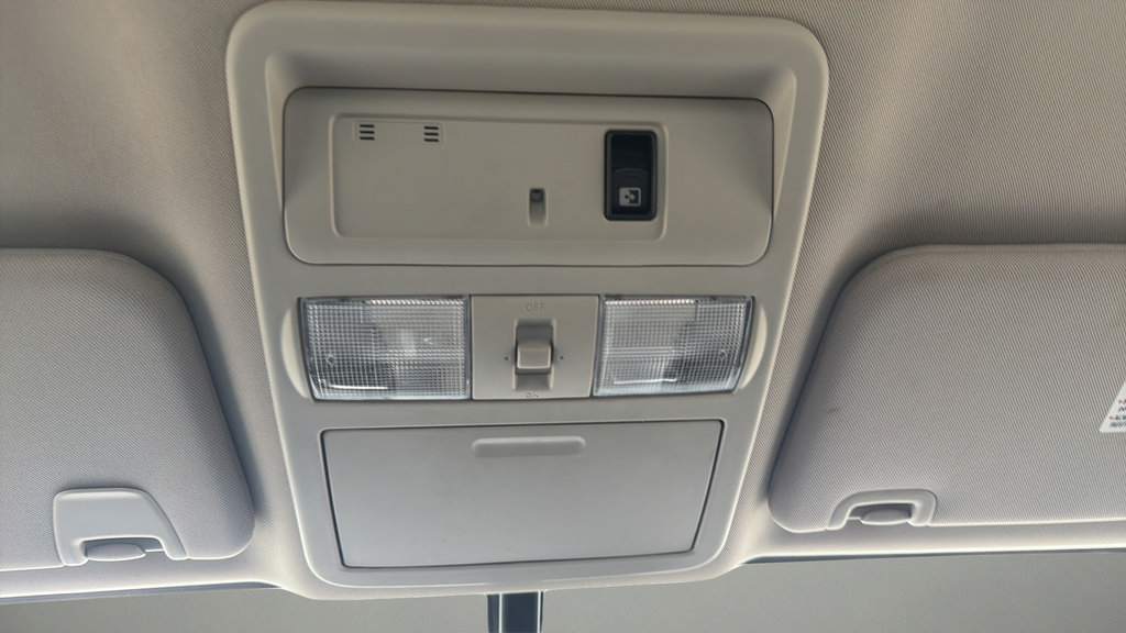 Used 2019 Nissan Titan SV w/ SV Convenience Package AWD/4WD image 27