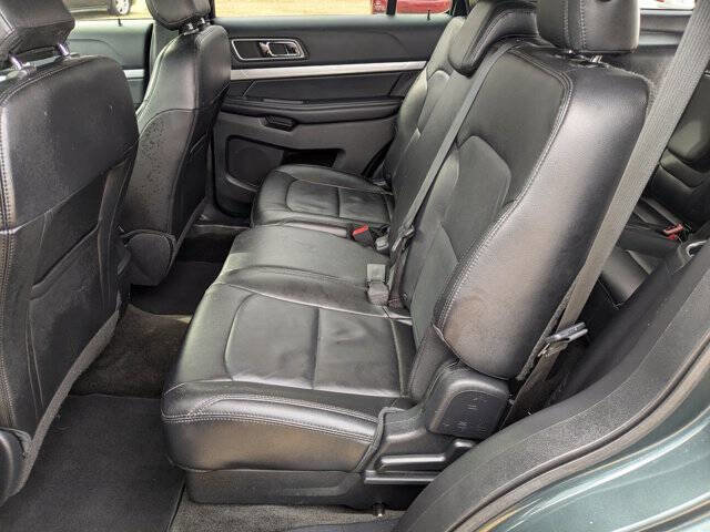 Used 2016 Ford Explorer XLT w/ Equipment Group 202A image 30