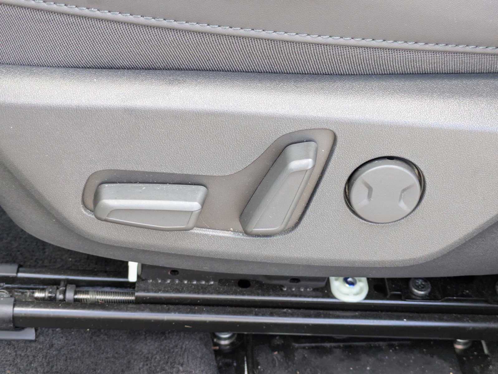 Certified 2023 Kia Niro Wave w/ Wave Preserve Package FWD image 18