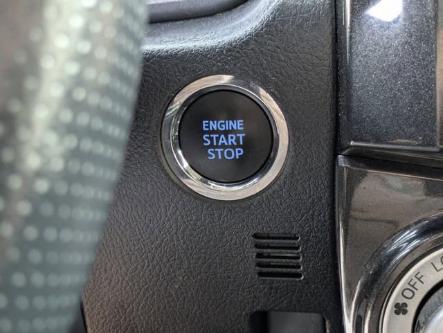 Used 2024 Toyota 4Runner TRD Off-Road image 19