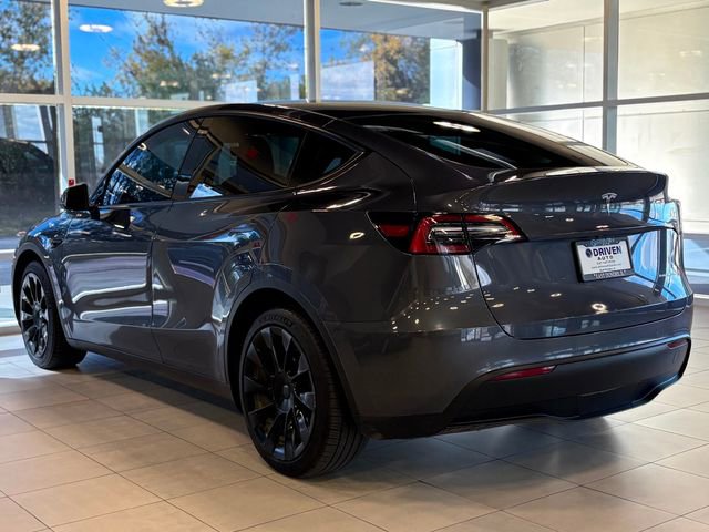 Used 2021 Tesla Model Y Long Range image 5
