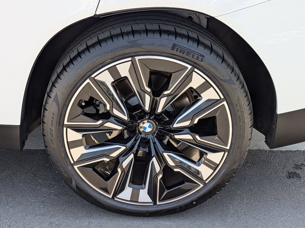 Certified 2025 BMW X3 xDrive30i w/ M Sport Package AWD/4WD image 30