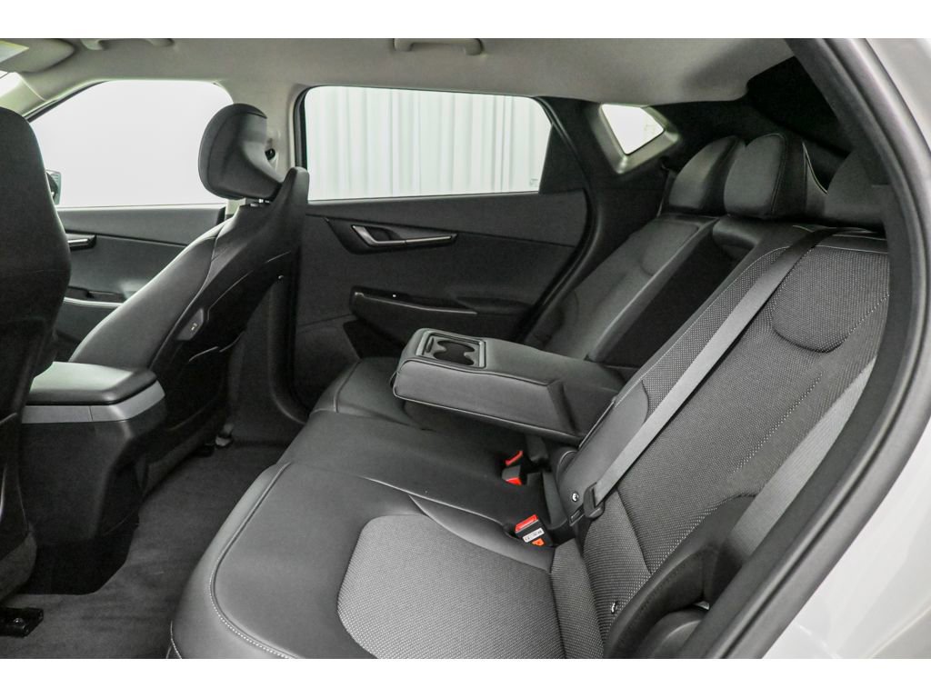 Used 2025 Kia EV6 Light w/ Light LR Technology Package image 12