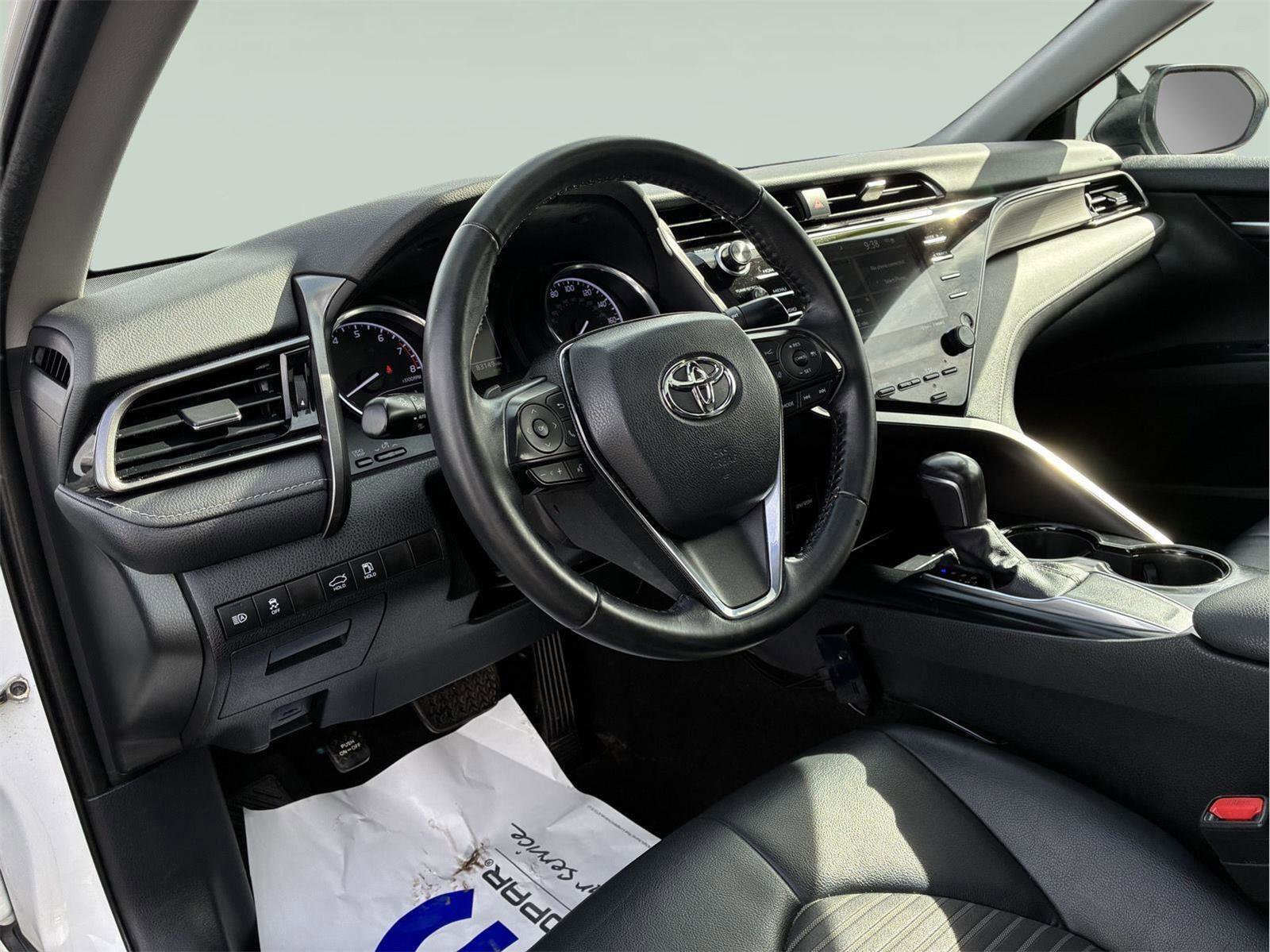 Used 2020 Toyota Camry SE w/ Audio Package FWD image 21