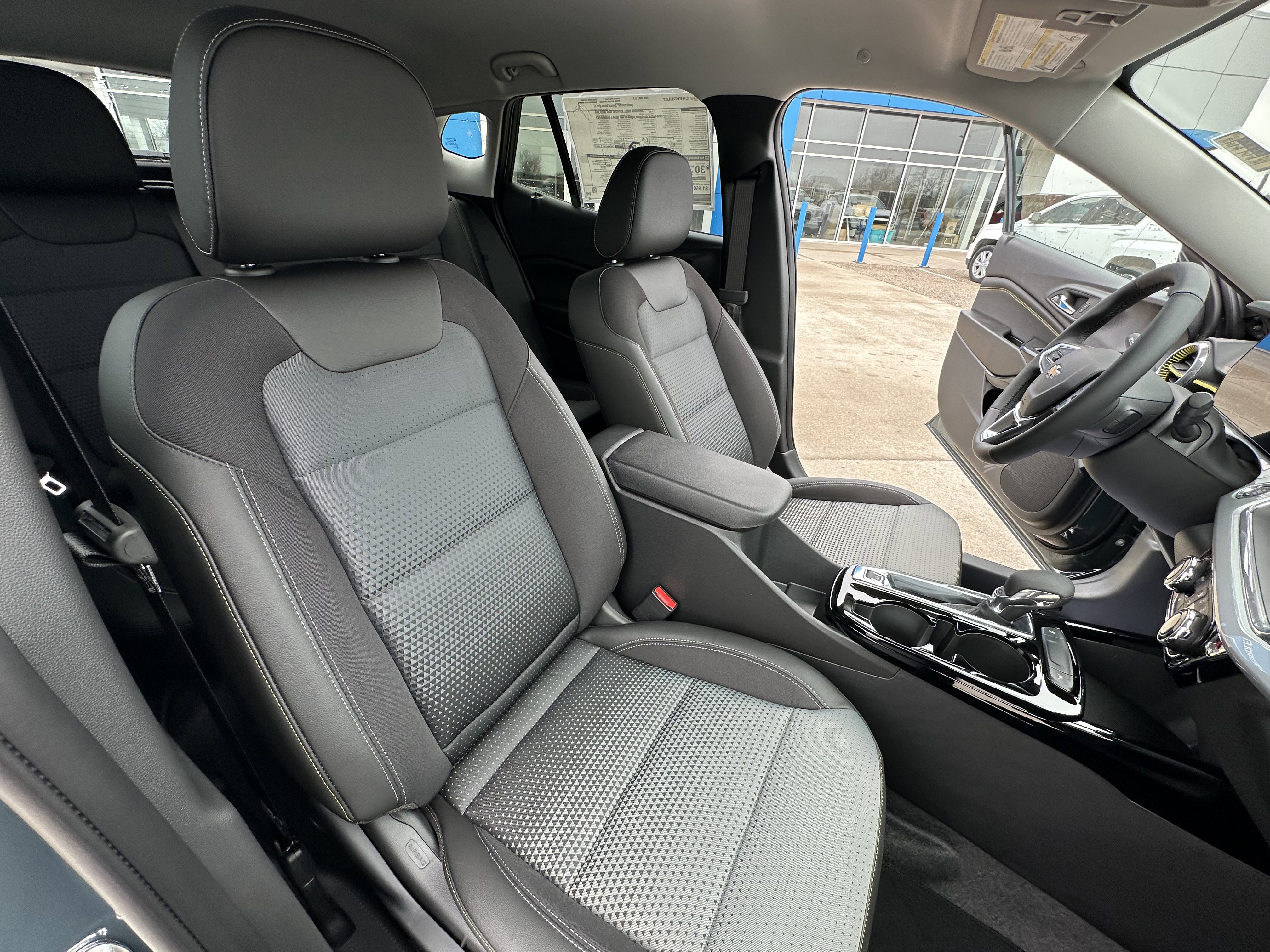 New 2026 Chevrolet Trax LT w/ Driver Confidence Package image 22