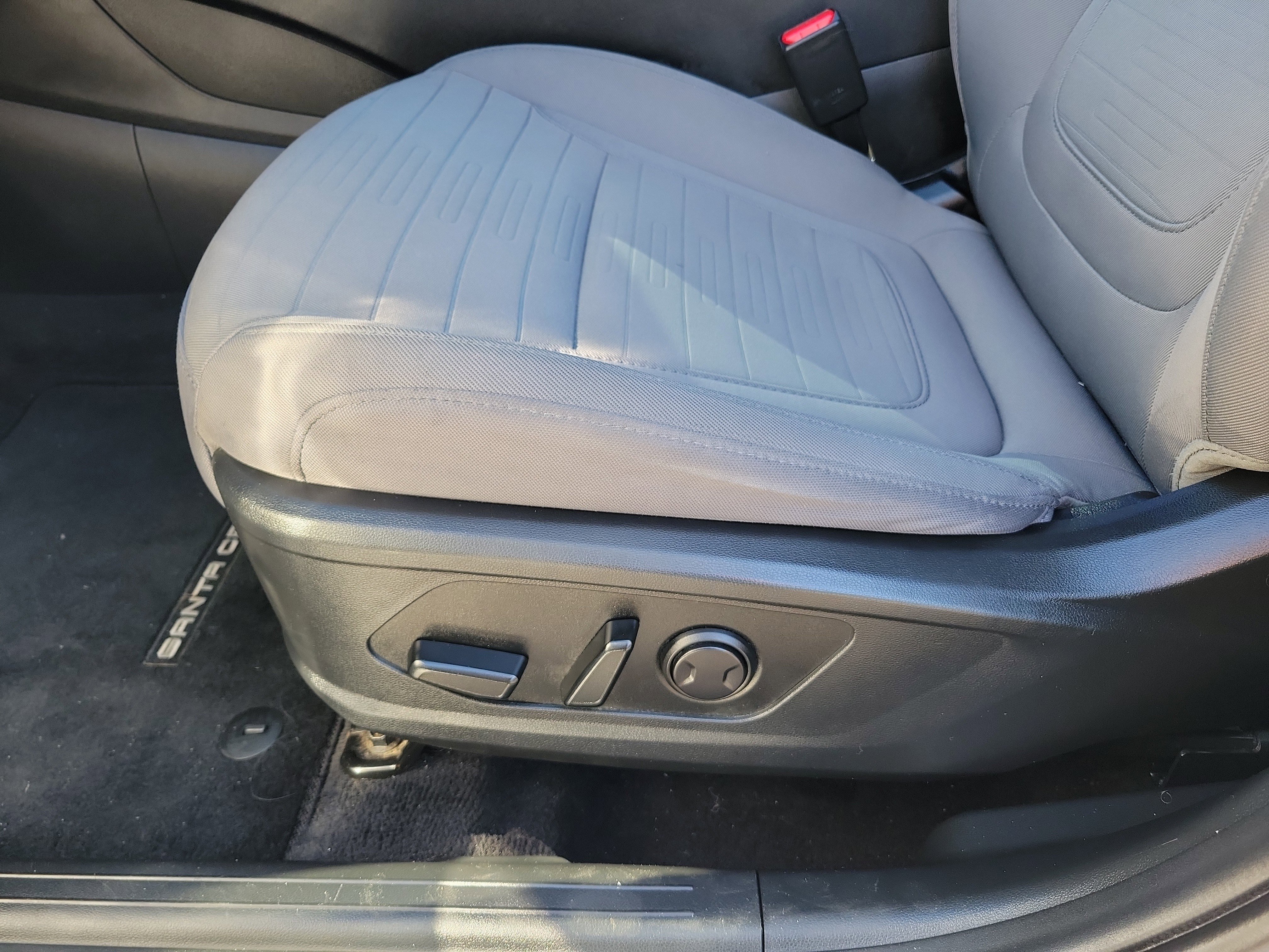 Used 2023 Hyundai Santa Cruz SEL Premium w/ Cargo Package image 5