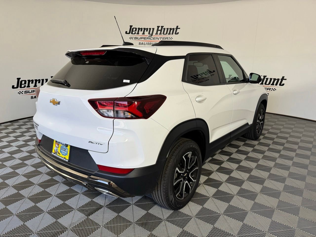 Used 2023 Chevrolet TrailBlazer ACTIV w/ Convenience Package image 7