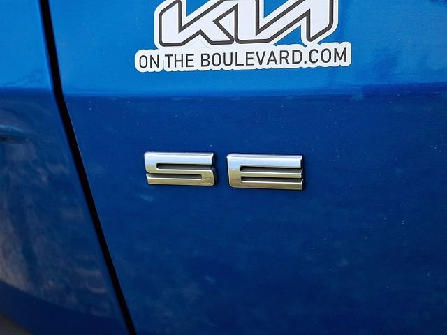 Used 2020 Ford Escape SE image 30