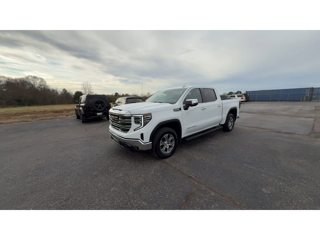 Certified 2024 GMC Sierra 1500 SLT image 4