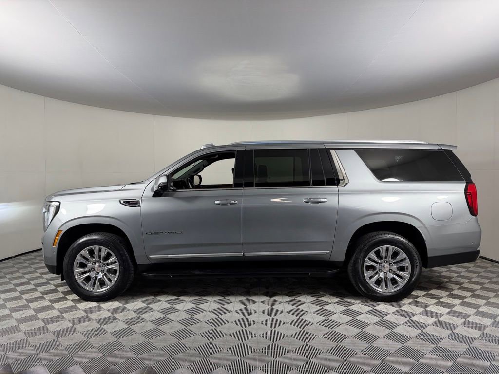 Used 2025 GMC Yukon XL Denali image 11