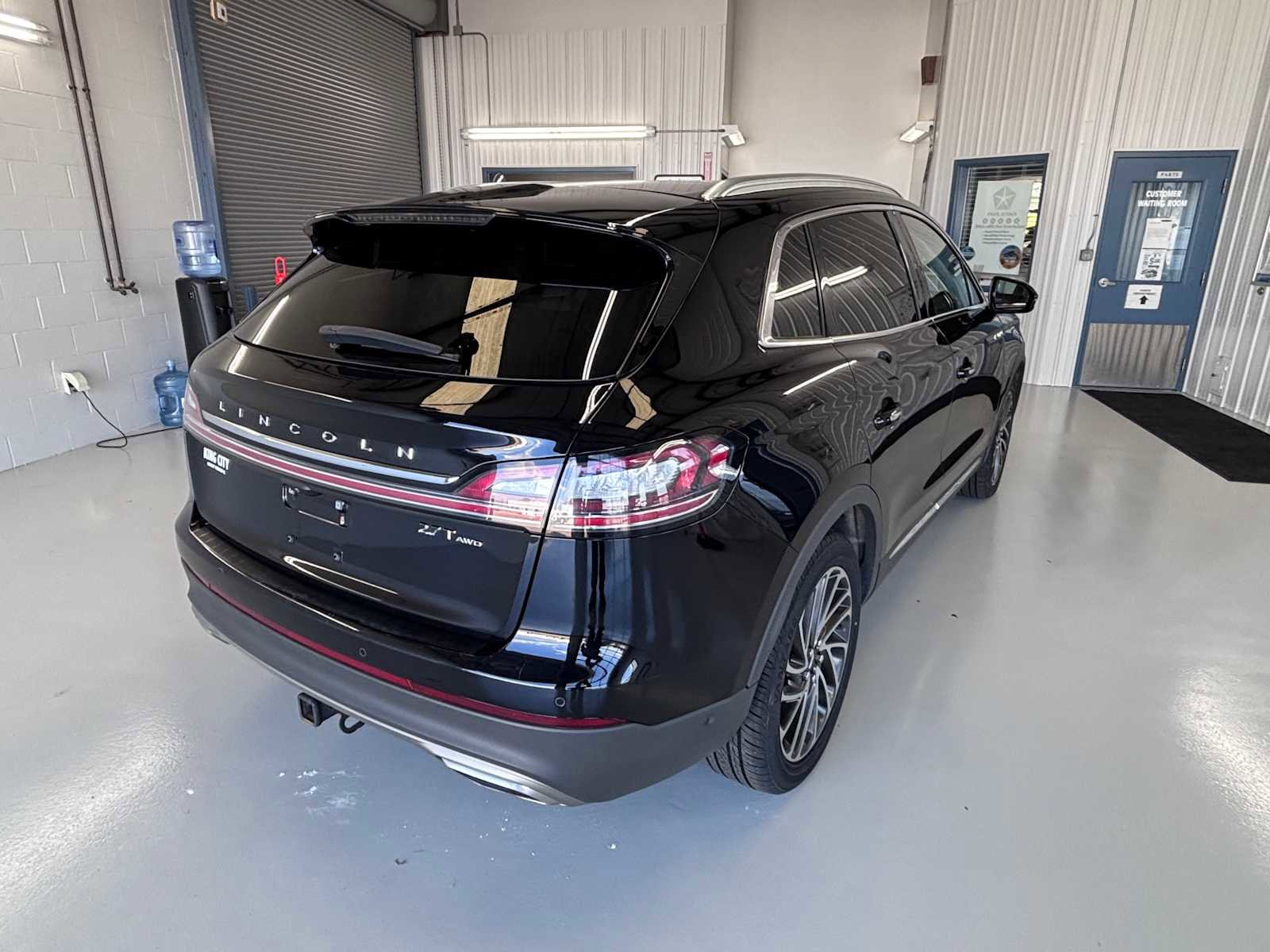 Used 2019 Lincoln Nautilus Reserve AWD/4WD image 6