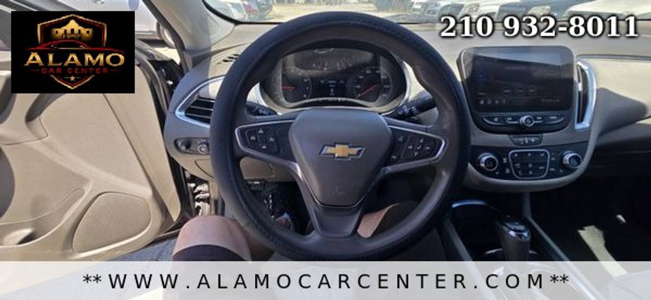 Used 2020 Chevrolet Malibu LT FWD image 33