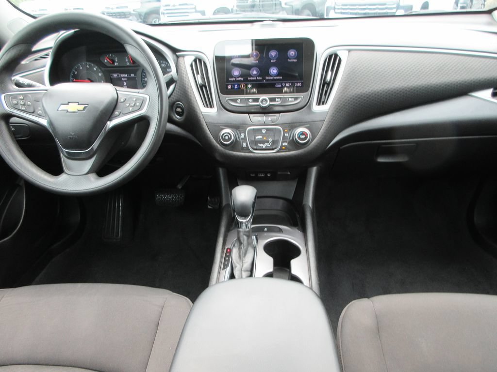 Used 2023 Chevrolet Malibu LS FWD image 13