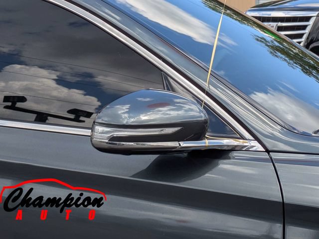 Used 2019 Genesis G70 3.3T Design RWD image 12