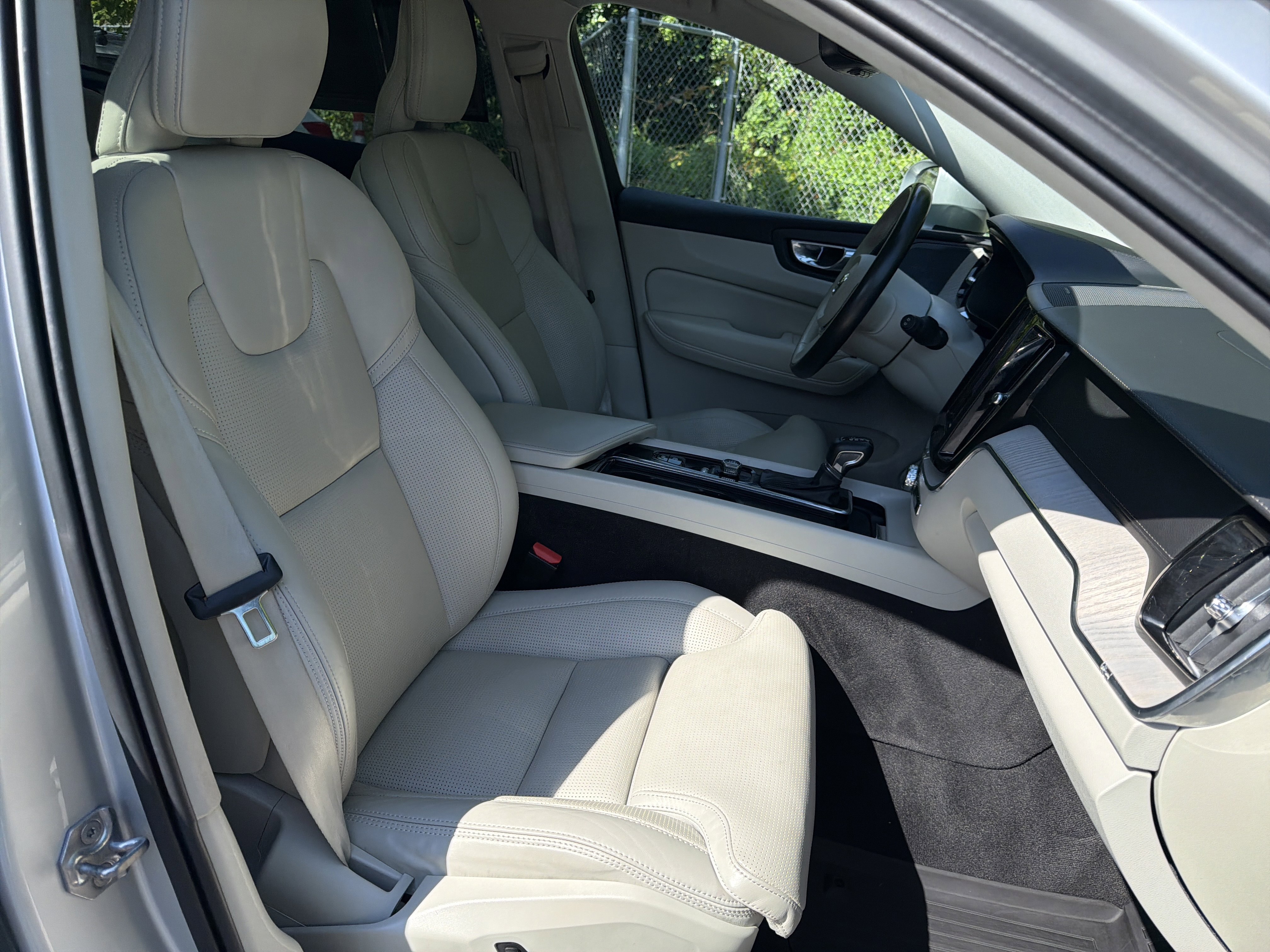 Used 2021 Volvo XC60 T6 Inscription w/ Advanced Package AWD/4WD image 71