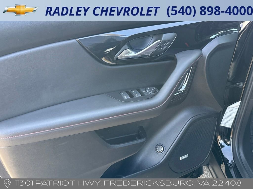 Certified 2025 Chevrolet Blazer RS image 9