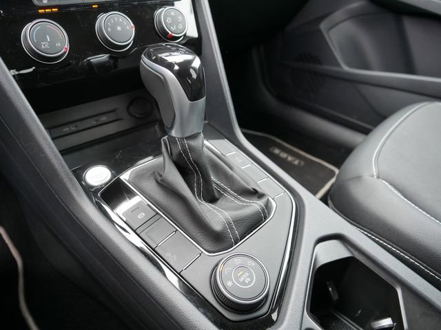 Certified 2023 Volkswagen Taos SE w/ Black Wheel Package image 32