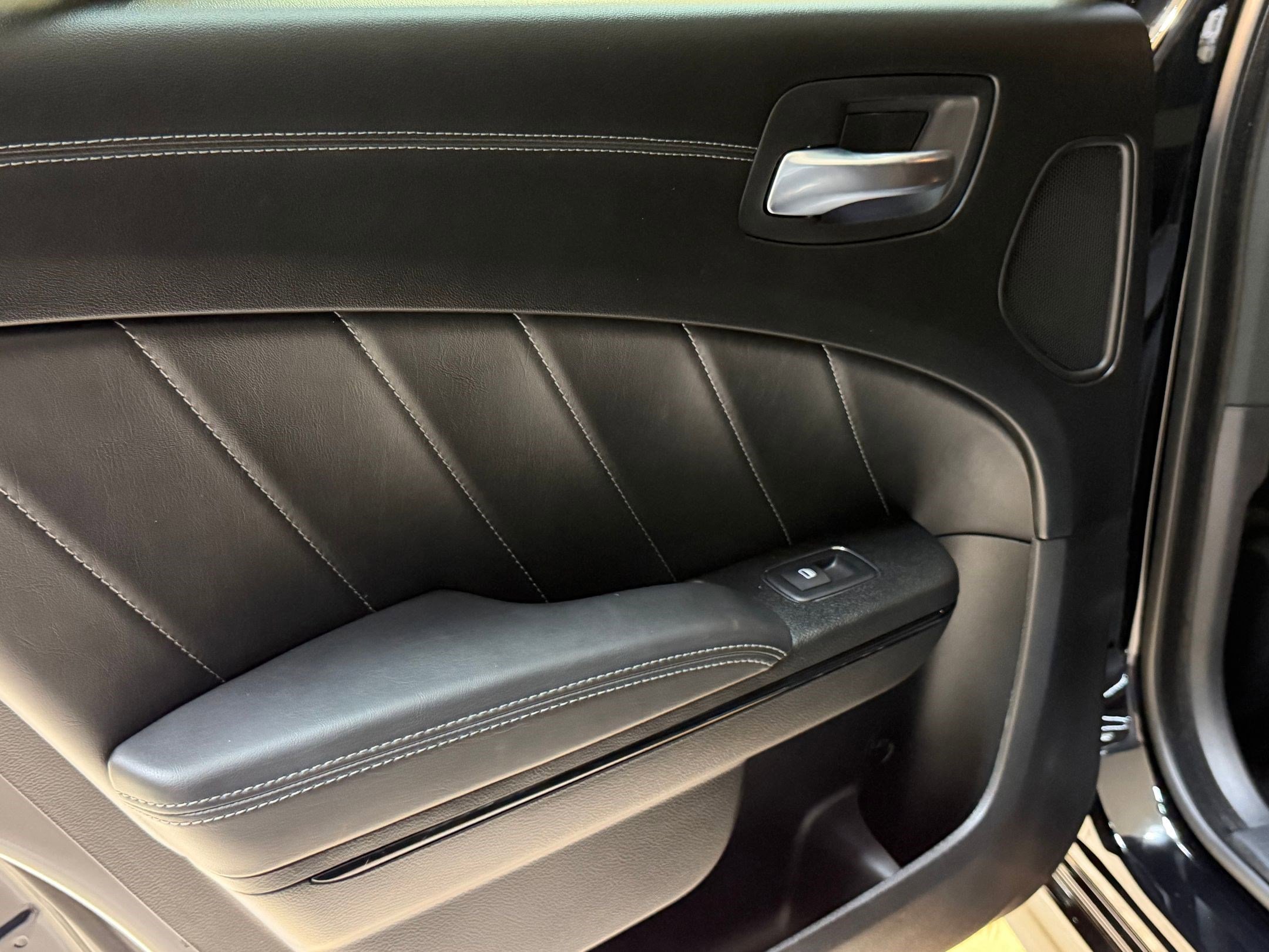Used 2023 Dodge Charger R/T w/ Daytona Edition Group image 34