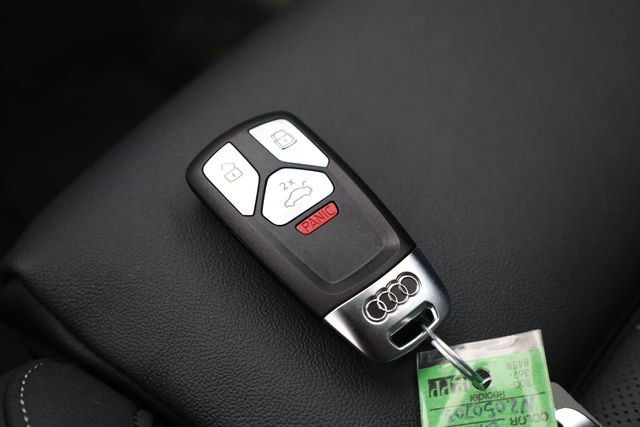Used 2022 Audi Q5 2.0T Prestige w/ Prestige Package image 39